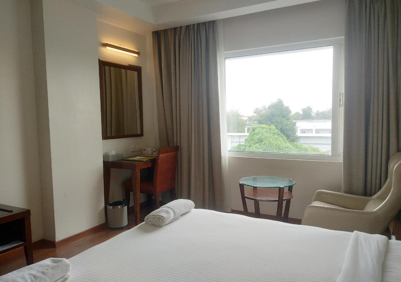 Grand Gardenia Hotel